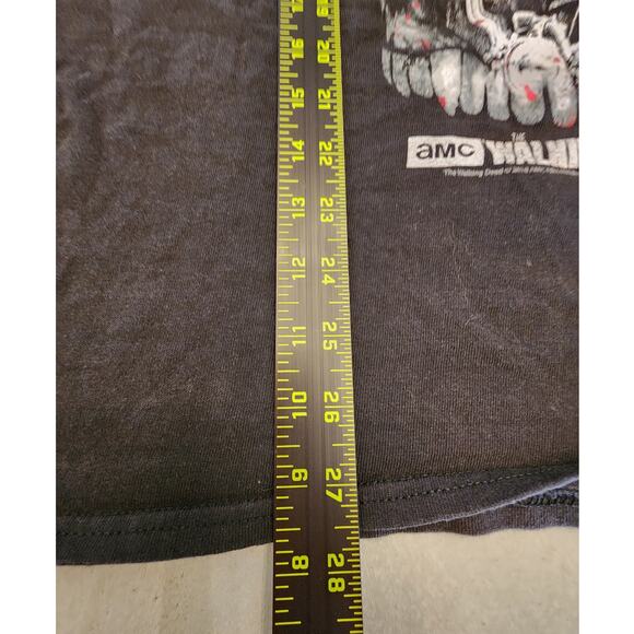 AMC The Walking Dead Graphic T-Shirt 2016 Zombies Comics Horror - Picture 6 of 6